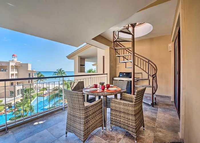 Beachfront W/ Pool Access!