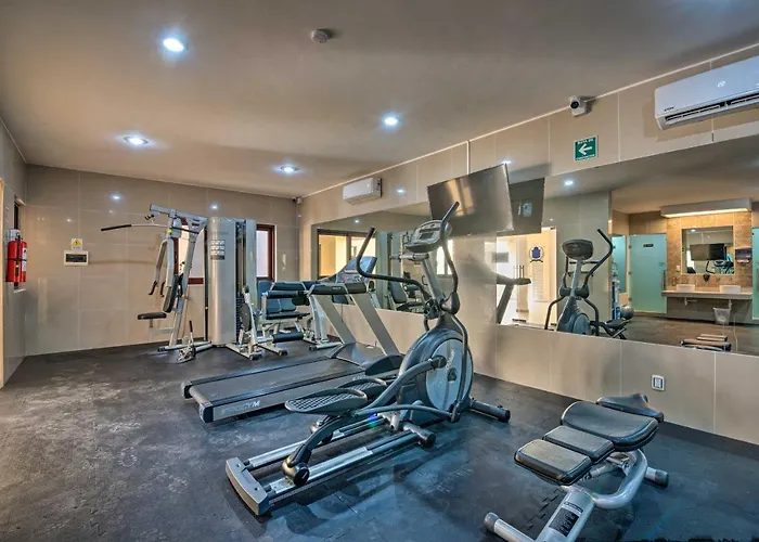 Beachfront W/ Pool Access! Playa del Carmen