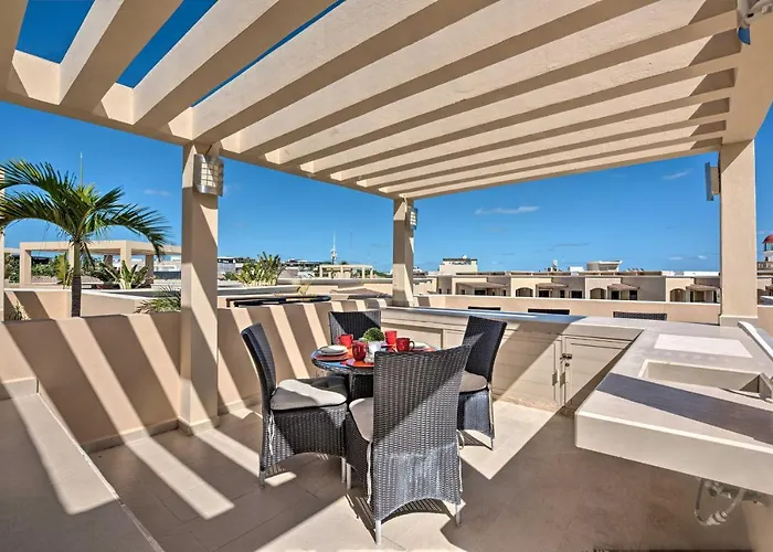 Hébergement de vacances Beachfront W/ Pool Access! Playa del Carmen